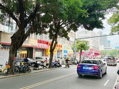 -山河屯铁锅炖·非遗铁锅炖(华强北店)