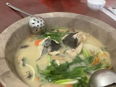 -姚记抚仙湖石锅鱼庄