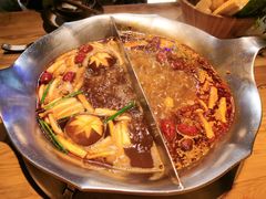 -湊湊火锅·茶憩(杭州湖滨银泰in77店)