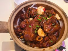 -霄汉牛三鲜湖北砂锅菜(万松园2店)