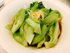 油淋罗马生菜-汇贤府·李氏鲁菜(五棵松店)