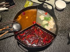 -三出山火锅(万象天地店)