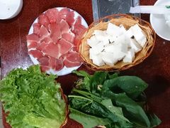 -银同牦牛肉火锅