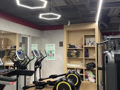 -VLines耀能运动Space&Flow(国贸店)