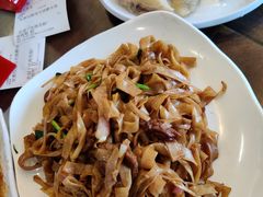 传统干炒牛河-沙河粉村·国家非遗传承(云台店)