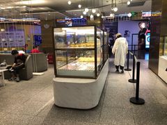 -奈雪的茶(湖滨银泰in77C区PRO店)