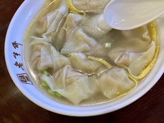 刀鱼馄饨-老半斋(福州路店)