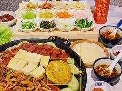 丝娃娃-黔派·贵州烙锅烤肉·米粉(车公庙店)