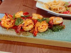 地中海罗勒黄油黑虎虾-LE MISSMORE餐酒吧(茉念西里店)