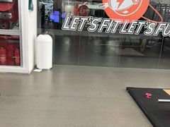 -易生活购物公园
