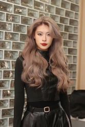 -PE SALON