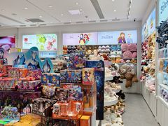 -名创优品(山东青岛华润万象城店)