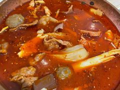 -成都你六姐·牛肉冒菜·麻辣香锅(长泰广场店)