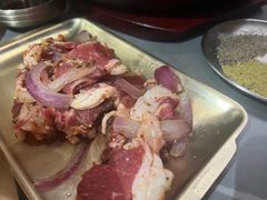 -围炉肉舍•炭烤活鳗•丹东海鲜烤肉(步行街店)
