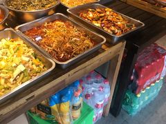 自助取餐区-聚合鑫东北熏酱熟食麻辣面(长阳店)