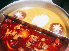 -湊湊火锅·茶憩(新中关购物中心店)
