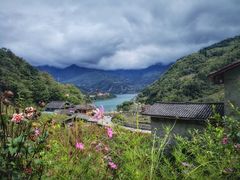 -硗碛藏寨·神木垒景区