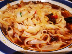 -霸蛮湖南菜·牛肉粉(荣京西街店)