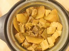 香辣牛腩煲配米饭-面点王(石厦分店)