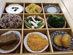 -轻蔬不用等·素食(江苏路店)