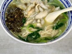 招牌黄鱼面-明呈黄鱼面馆(斜土路店)