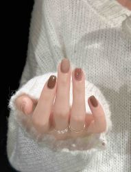 -悦指间美甲美睫