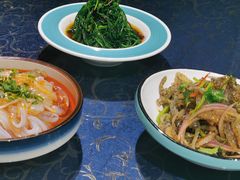 -乡村馕坑肉·烧烤·新疆菜·本地人更爱吃(阿勒泰首店)