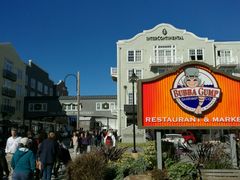 店前广场-Bubba Gump Shrimp