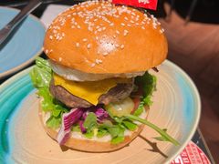 -DEEP·美式餐吧(五棵松华熙LIVE店)