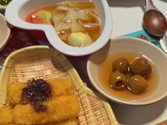 -老牌坊云南鱼豆花火锅(哈西万达店)