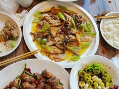 -九转小磨·非遗东北菜(群力店)