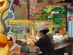 -四海一家自助餐(益田假日广场店)