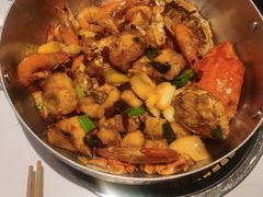 -七欣天香辣蟹火锅(闵行浦江欢乐颂店)