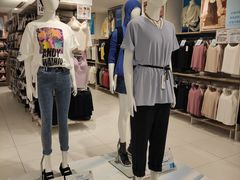 -优衣库(上海正大广场店)