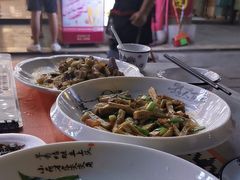 -黔人百味.贵州菜