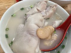-雷祖芳老妈蹄花店