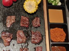 -左庭右院鲜牛肉火锅黑金店(陆家嘴中心店)