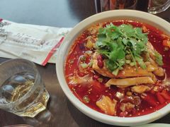 -川流不息·地道川菜·小龙虾(松东路店)