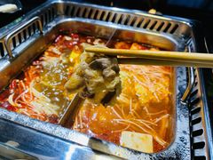 顶级进口谷饲肥牛-乐尚一号high唱音乐·火锅
