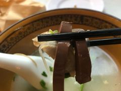 -烤鸭肉夹馍鸭汤店