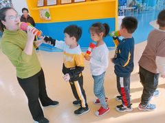 -龅牙兔儿童情商乐园(裕华旗舰店)