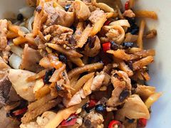 干拌猪杂老友粉-漆黑觉米粉(三里屯店)