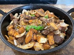 -老钟家烤羊排·敦伊阁清真餐厅胡羊焖饼