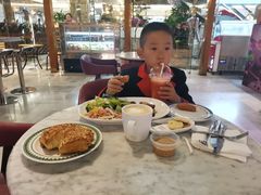 -丽都DELICATESSEN熟食店