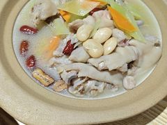 -叁煨蹄花·下饭盐帮菜(人民广场店)