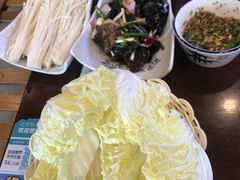 -亿诣蝎府炸酱面羊蝎子火锅(酷车小镇店)