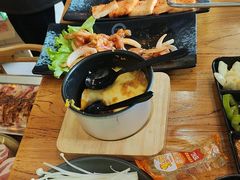 -合易泓烤肉·海肠捞饭(火车站店)