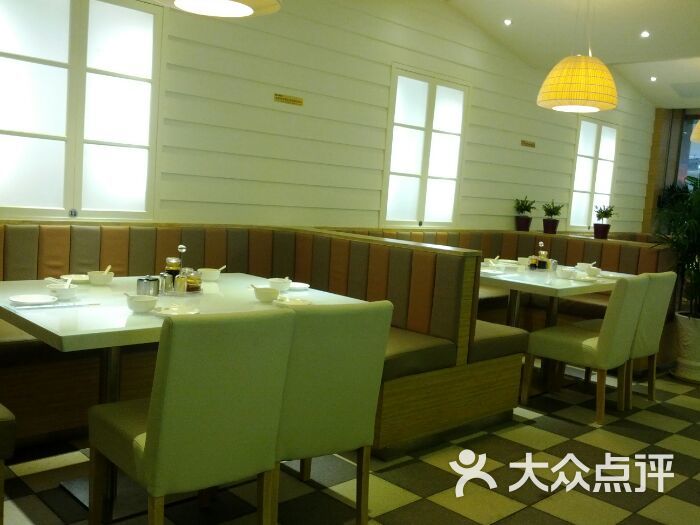 润记茶餐厅(星海广场店)内部环境图片 - 第1093张