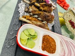 -马尔龙新疆饭店·清真(瑞景店)