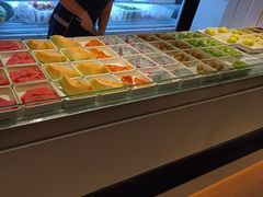 -涨巢·潮玩水疗局